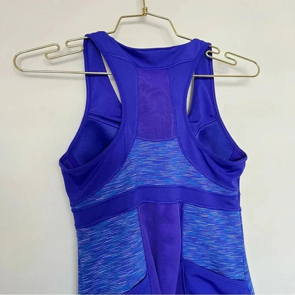 Athleta Space Dye Tank Top Size Small Blue Built in Bra Pockets at Back - Picture 4 of 11